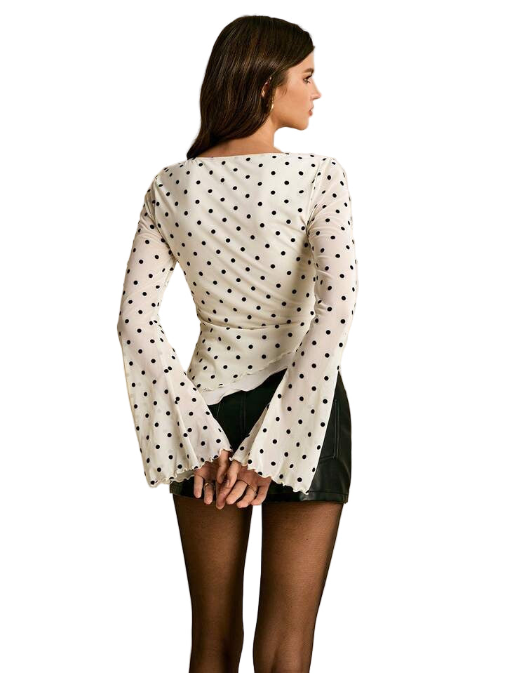 SHEEVETY Camiseta asimétrica de con mangas acampanadas y estampado de lunares.