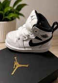 Jordan Baby Blanco/Negro 👟🖤